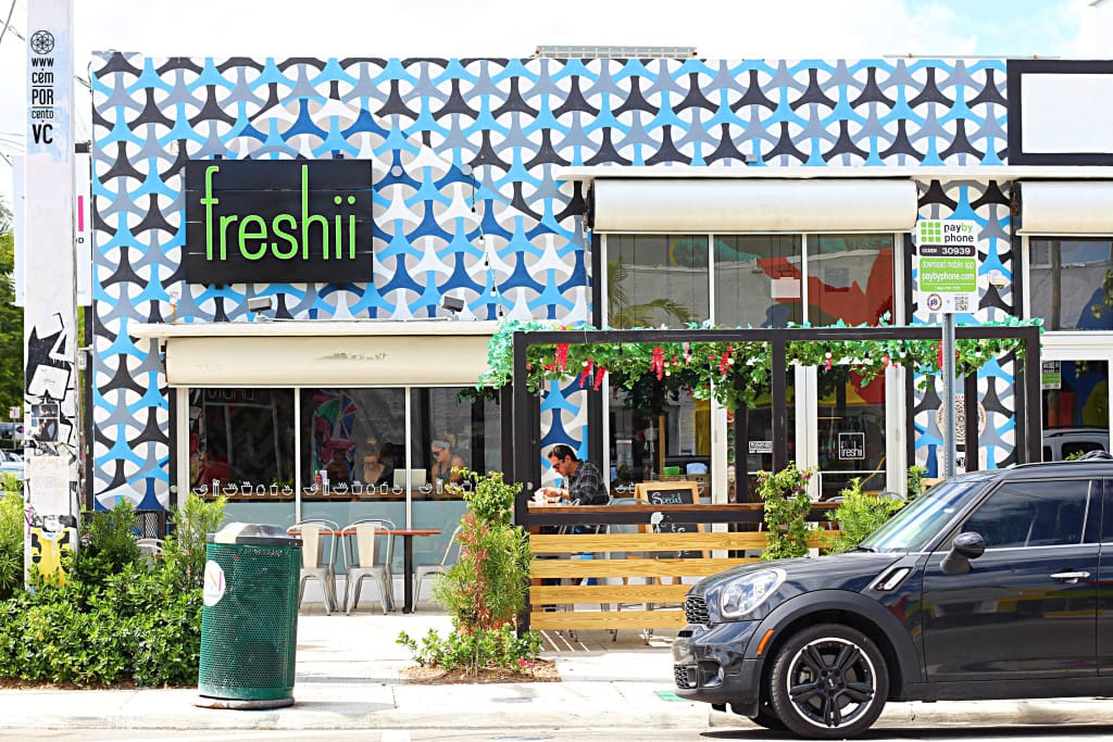 freshii exterior