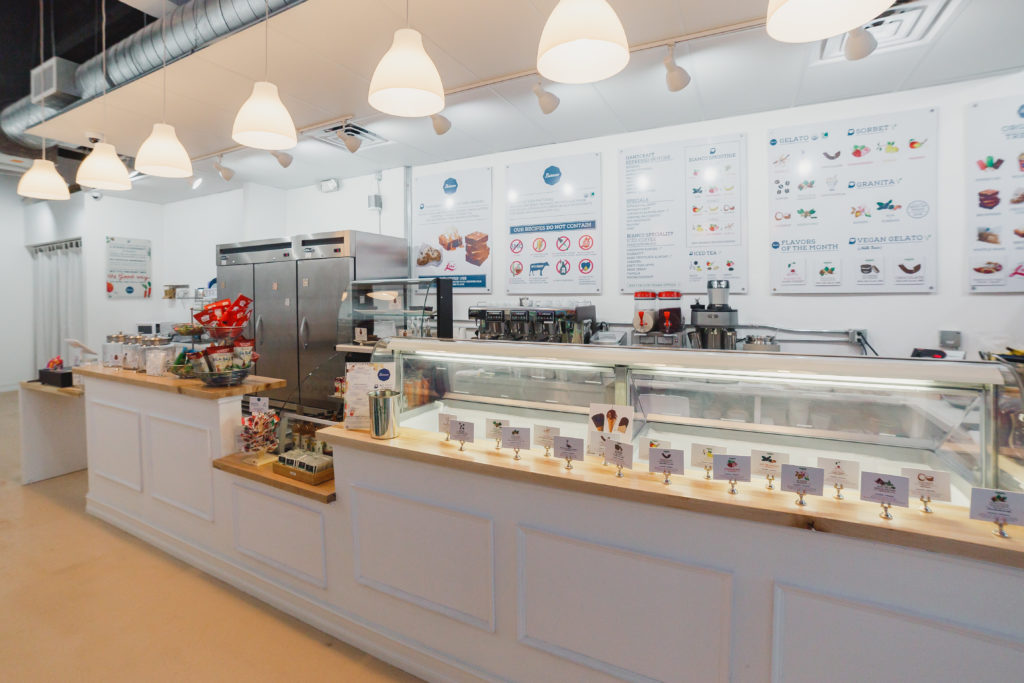 Bianco interior